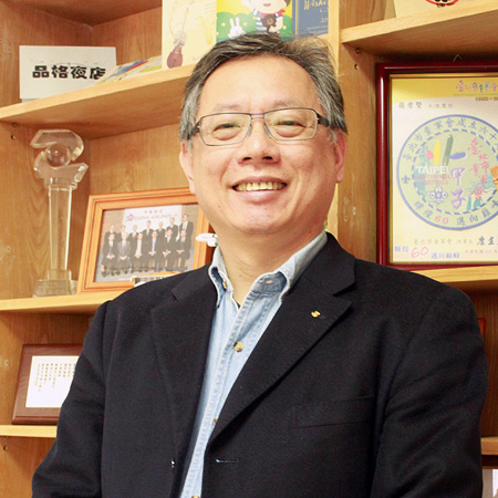 羅孝賢 羅孝賢